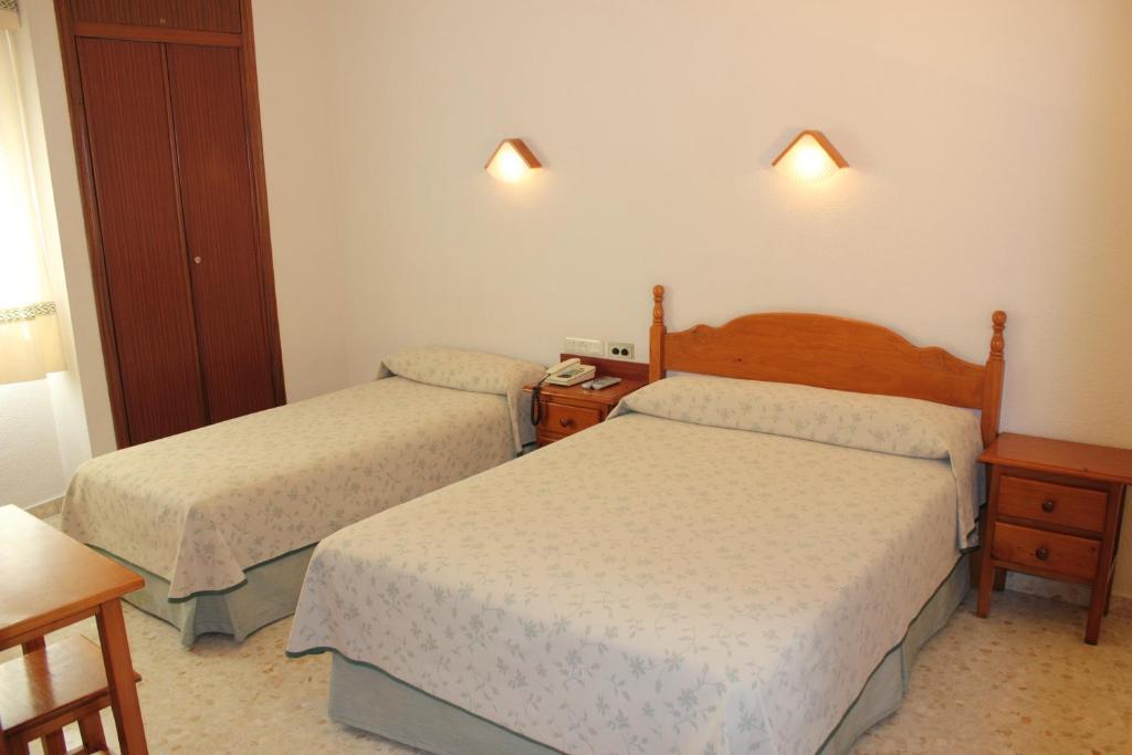Hotel Abadi Cordoue Chambre photo