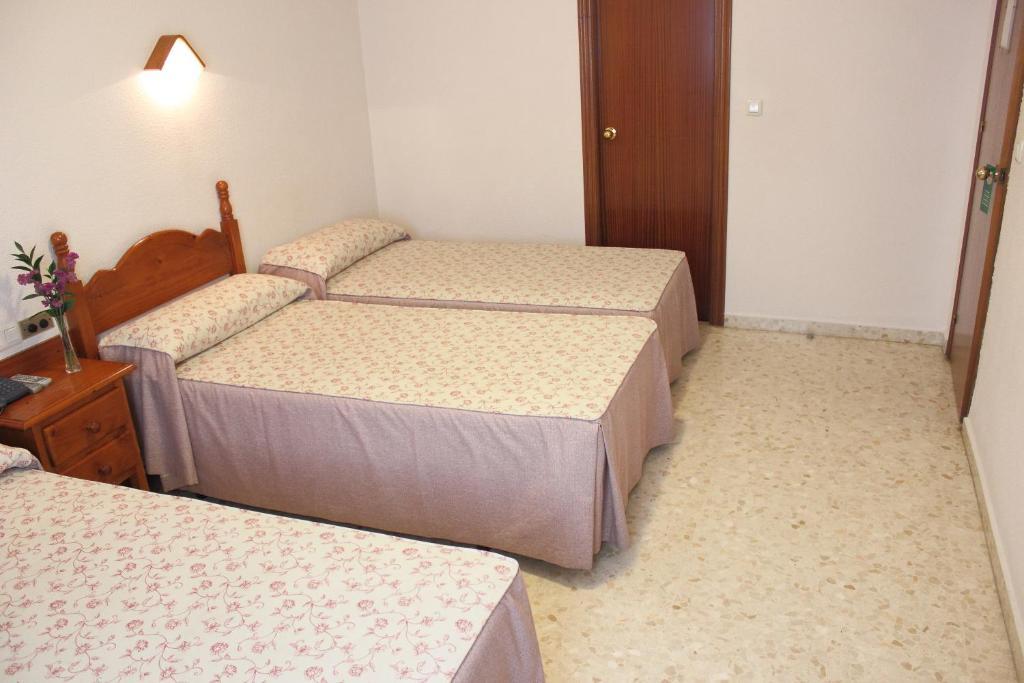 Hotel Abadi Cordoue Chambre photo